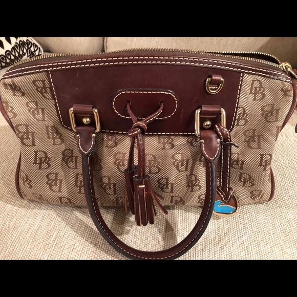 Authentic Dooney & Burke purse - Picture 3 of 8